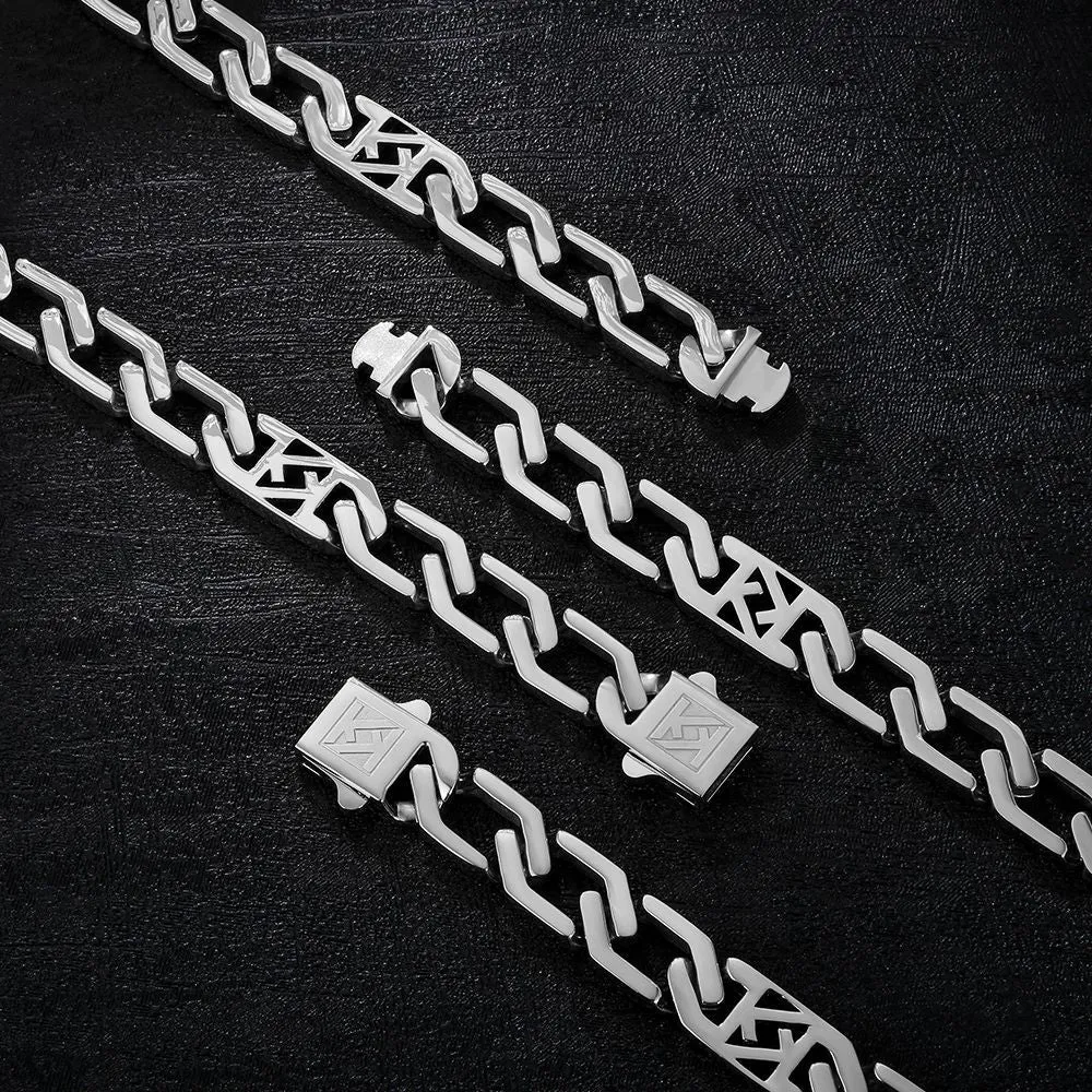 12mm Square Figaro Chain in 18K Gold/White Gold/Black Gold