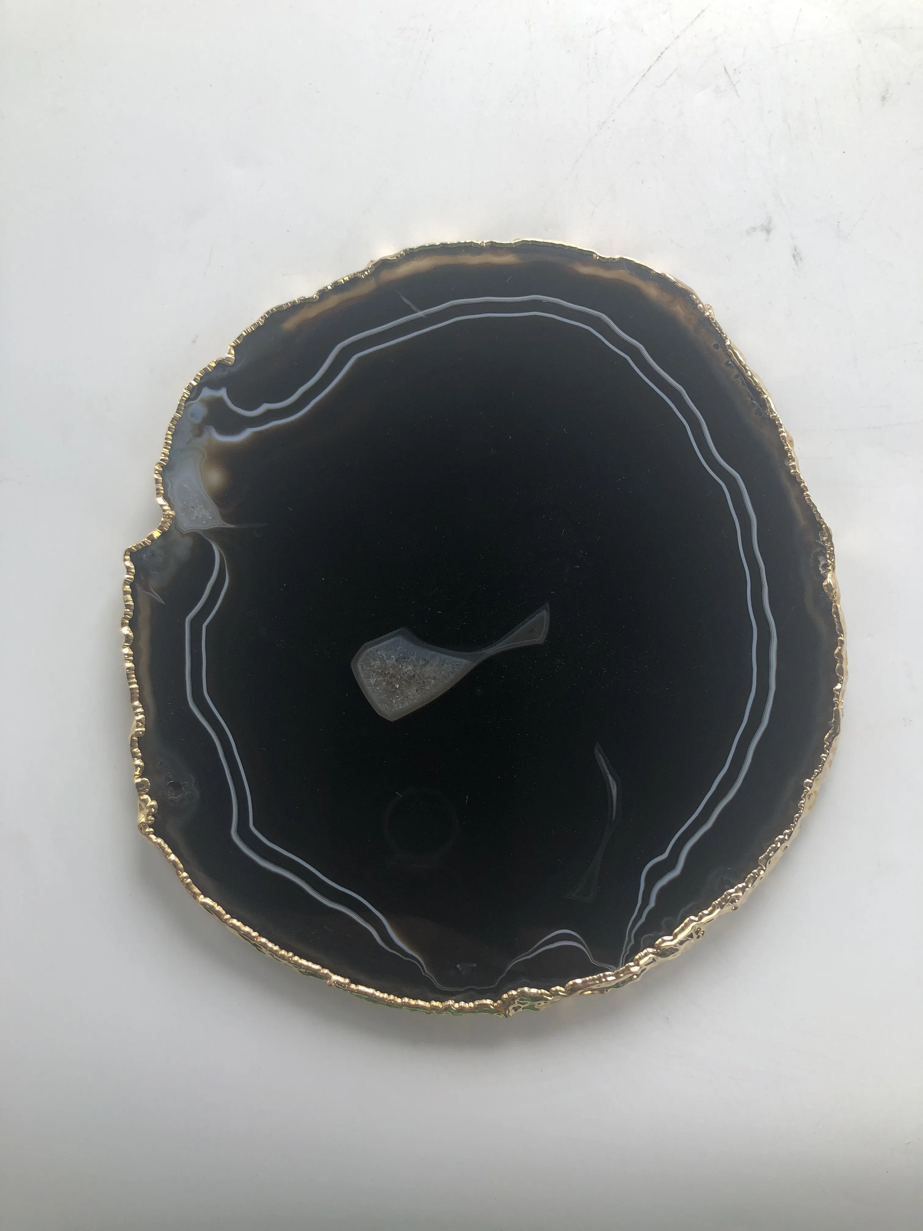 1/4" Thick Agate Serving Plate with Gold Trim