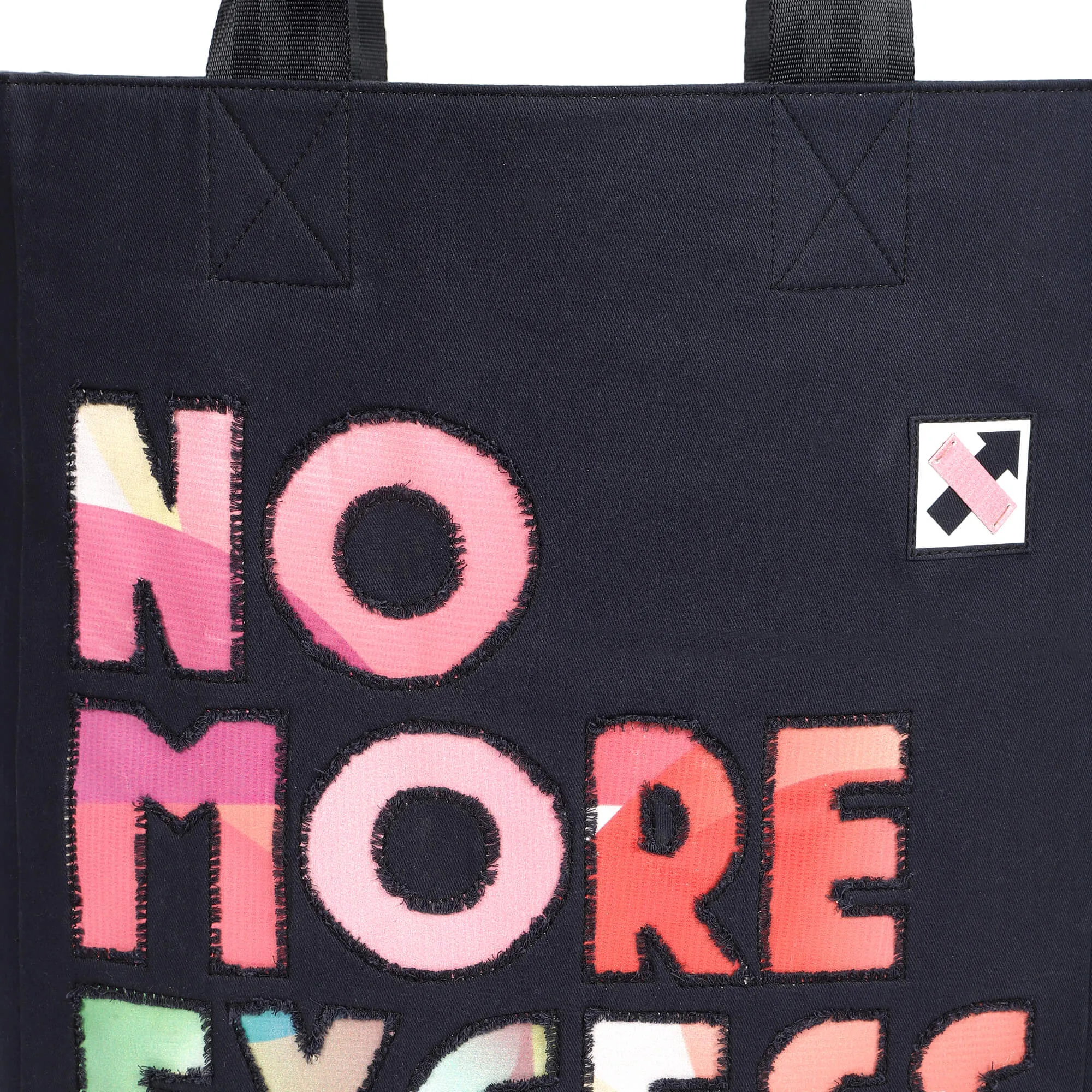 227.2 LIFESTYLE TOTE