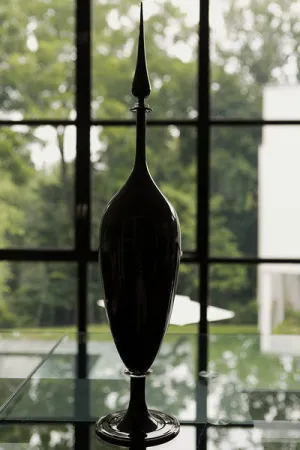 Alto Black Venetian Decanter - Joe Cariati