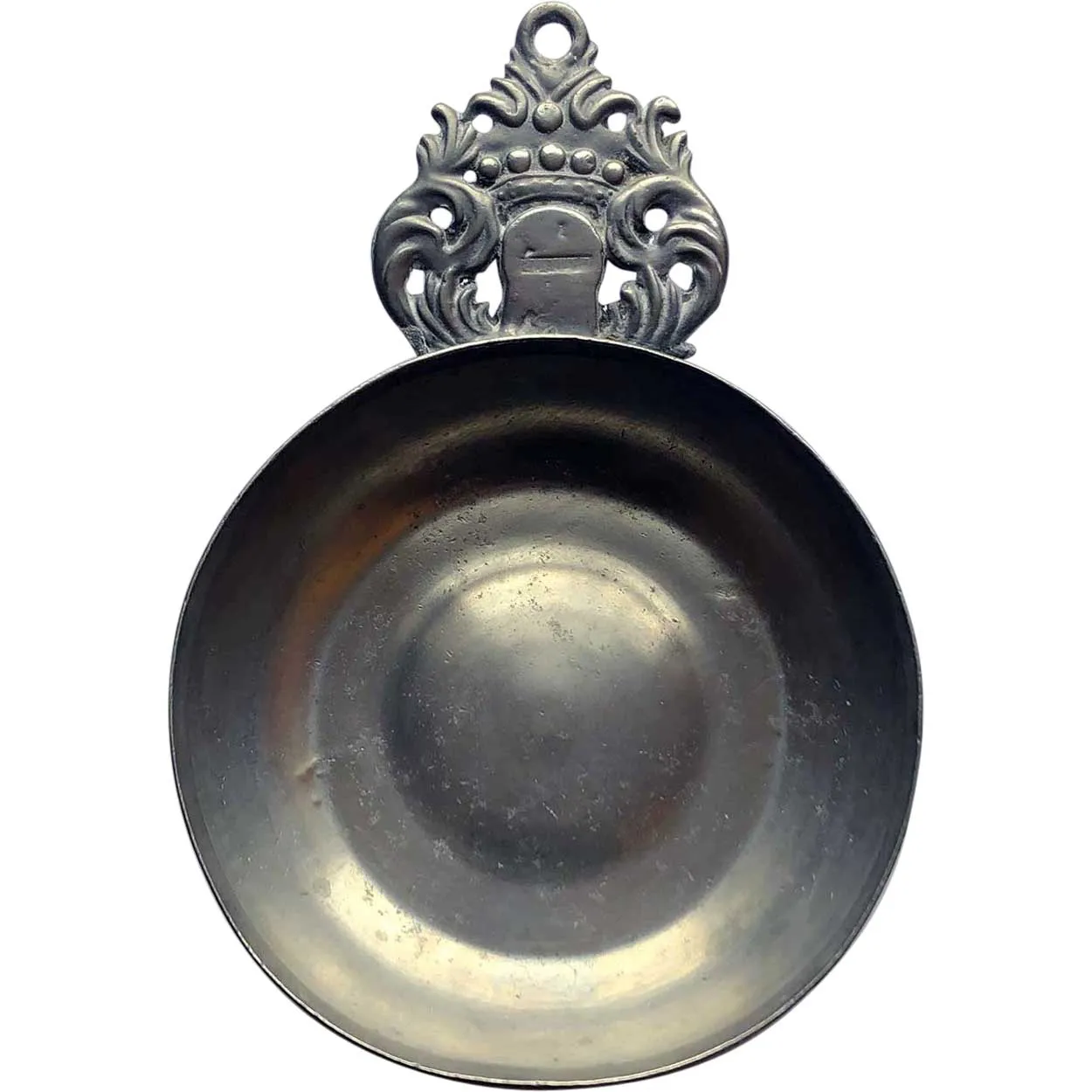 American New England Pewter Crown Handle Porringer