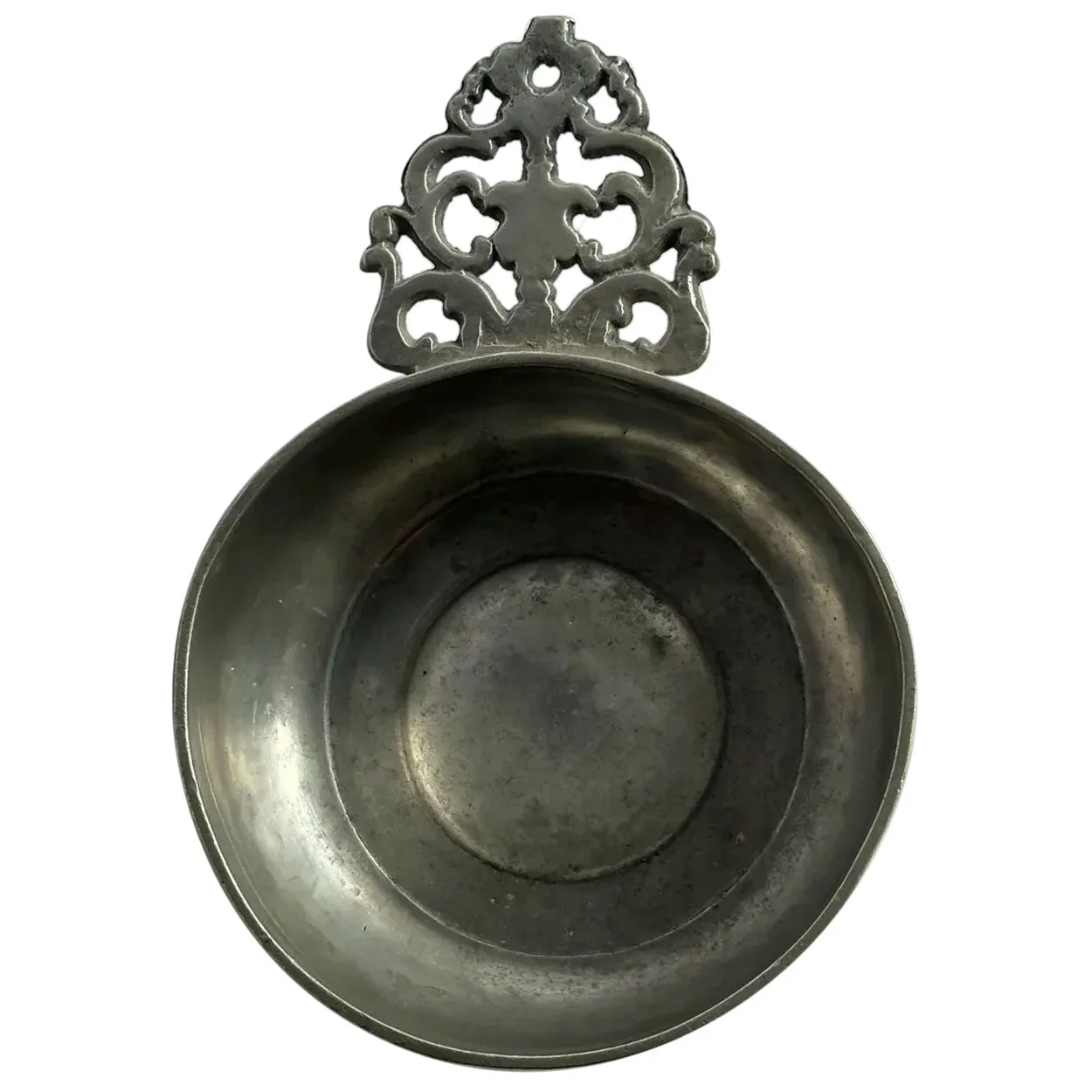 American New England Pewter Flowered Handle Porringer
