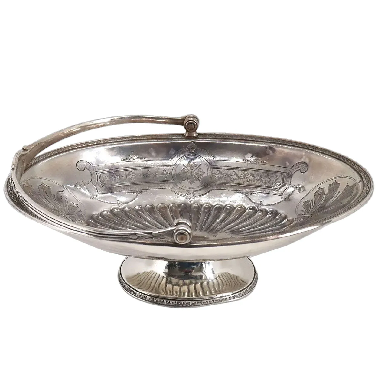 American Victorian Middleton Plate Co. Silverplate Bread/Fruit Footed Bride's Basket