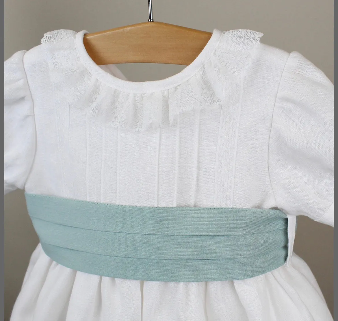Anna special occasion dress green