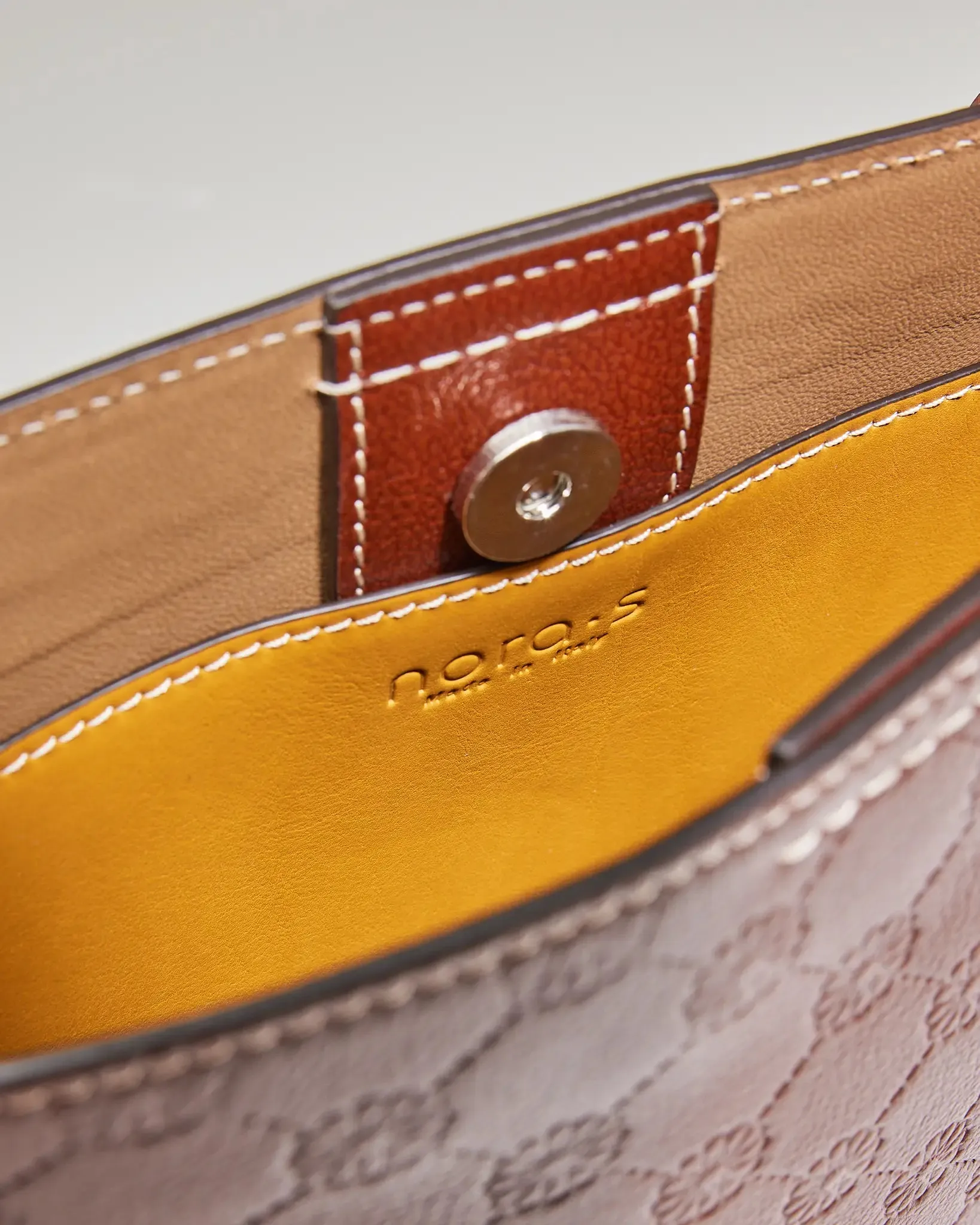 Arabesque Brown & Mustard