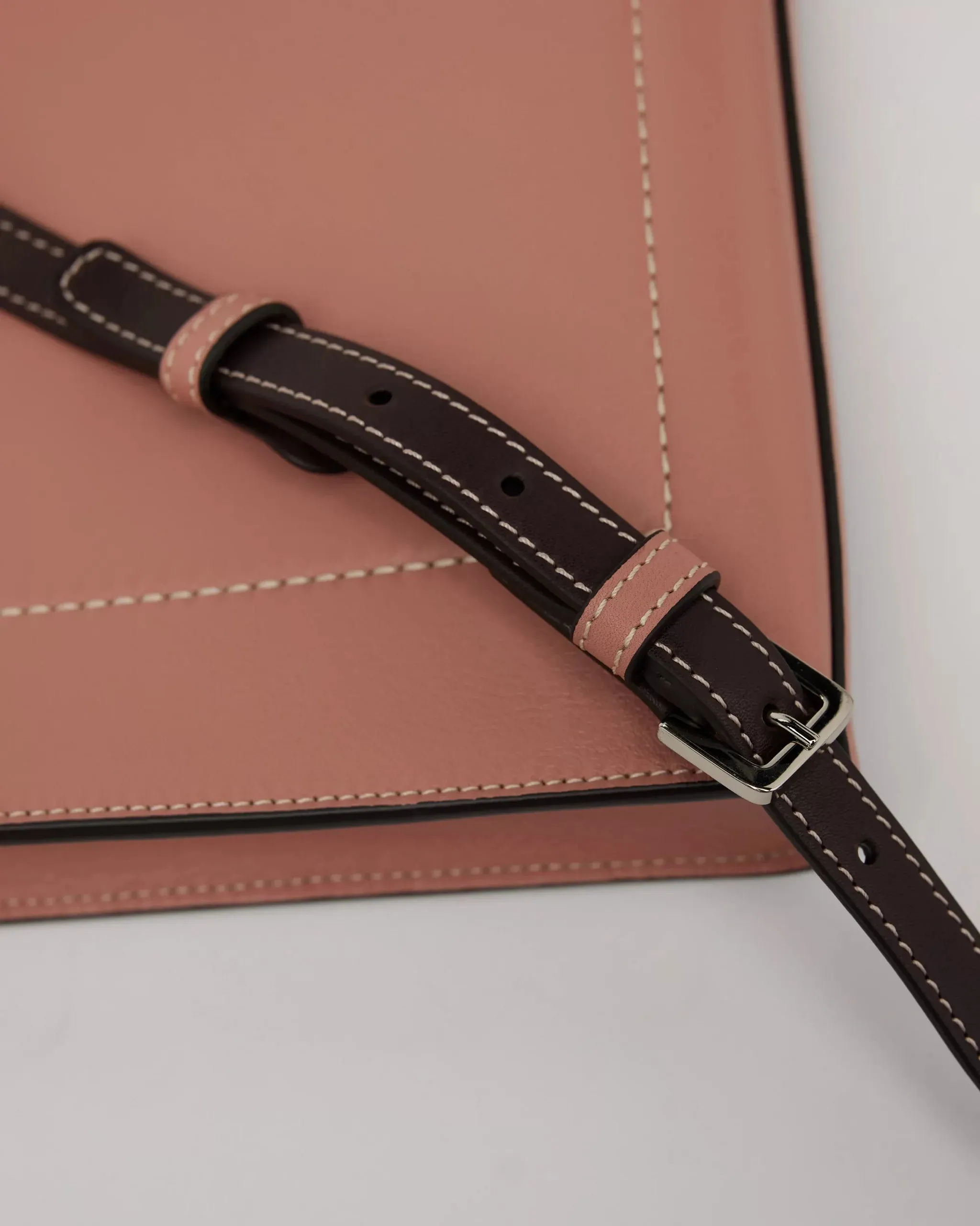 Arabesque Brown & Salmon