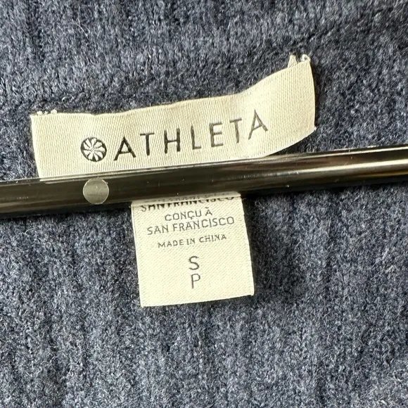 ATHLETA MERINO LAYOVER V-NECK SWEATER SIZE SMALL - NAVY BLUE