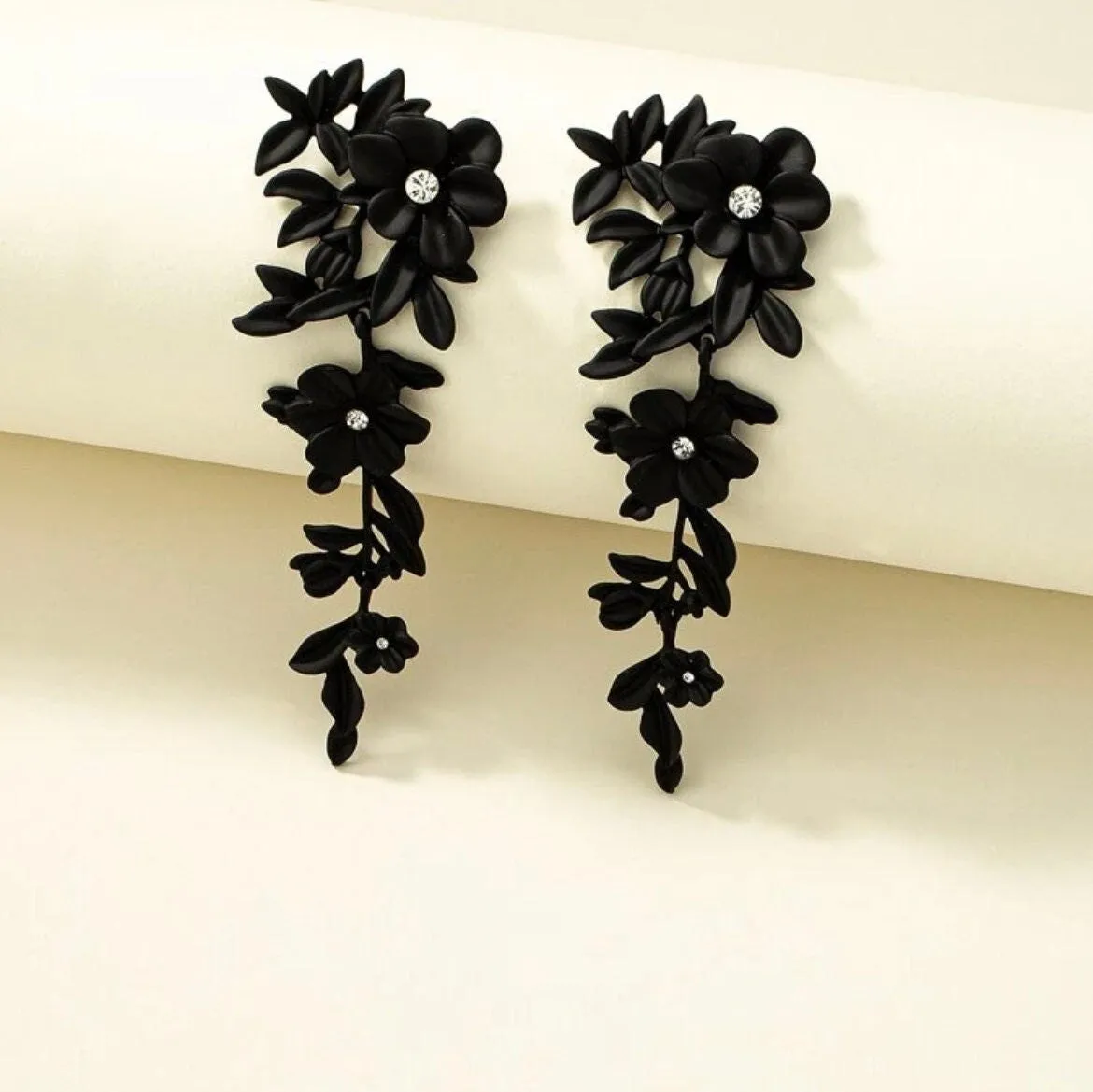 black flower earrings , big Black rhinestone rose metal earrings , long black wedding earrings , black party earrings vine