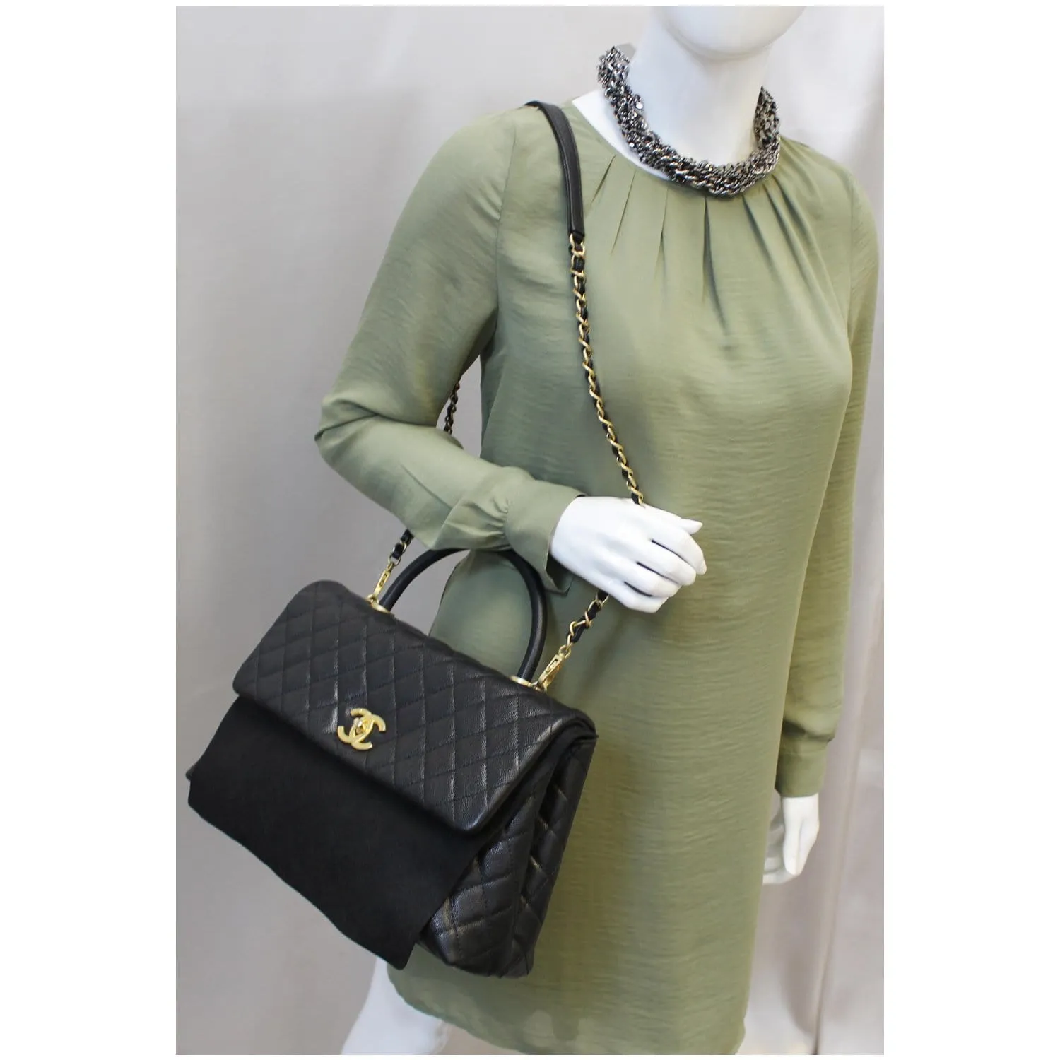 CHANEL Medium Coco Handle Caviar Leather Shoulder Bag Black