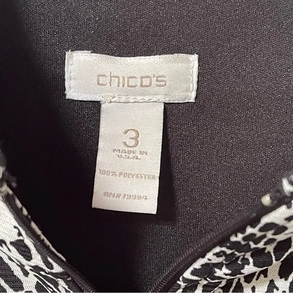Chico’s Lightweight Zip Jacket Snake Print Black and White 3/4 Sleeve Ruching
