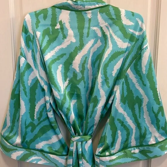 DVF Long Satin Disco 🪩 Zebra 🦓 Green Tie Robe 👘 Gorgeous!