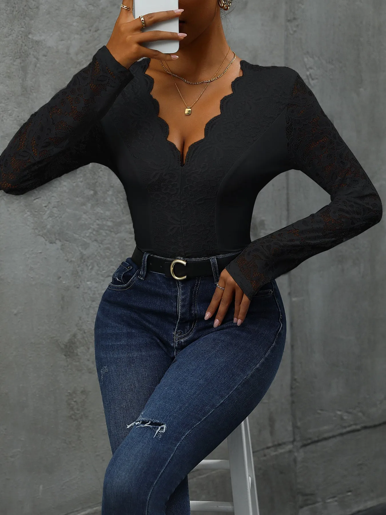 Elegant and Alluring Long-Sleeved V-Neck Lace Jumpsuit for Timeless Sophistication