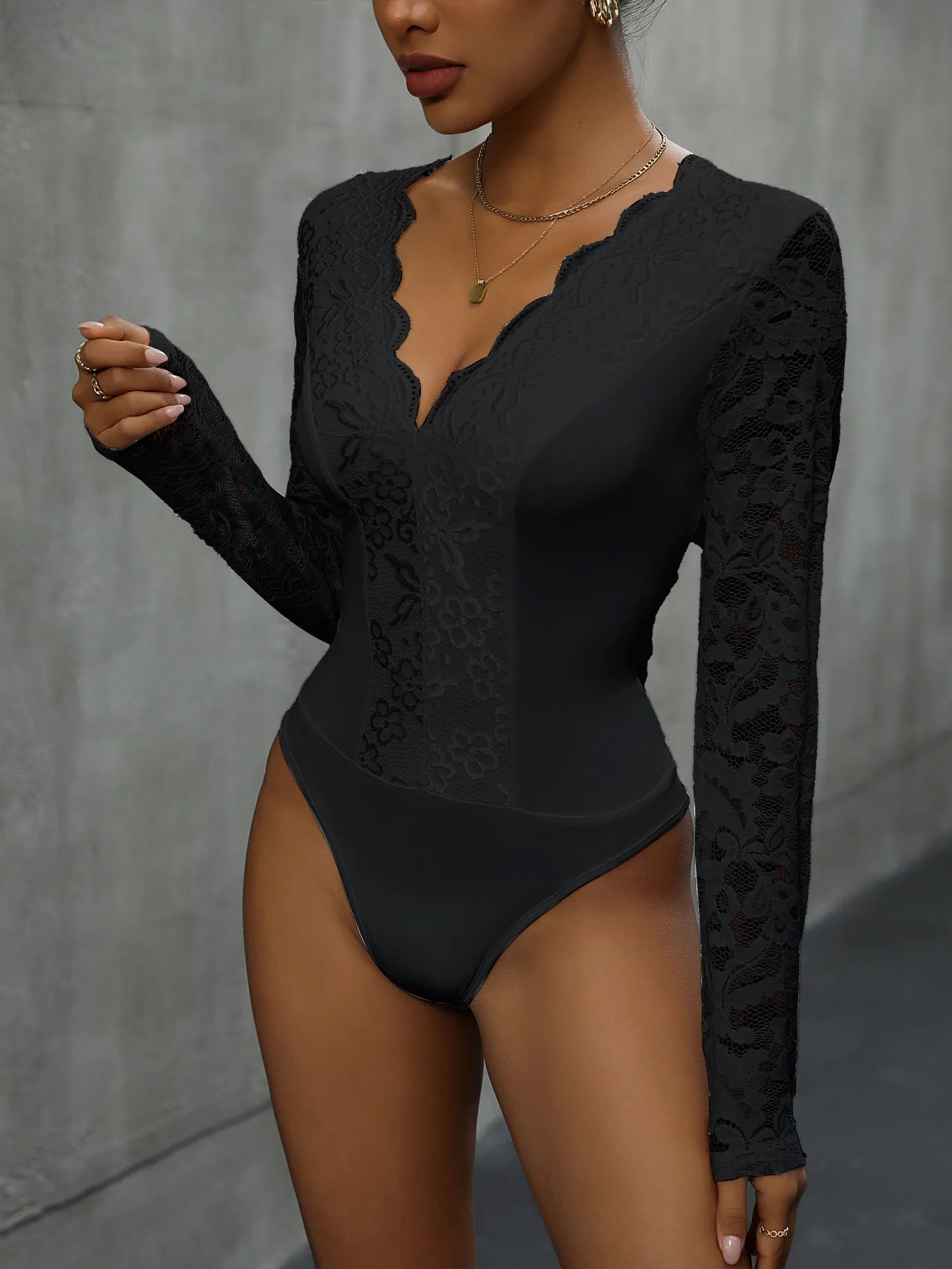 Elegant and Alluring Long-Sleeved V-Neck Lace Jumpsuit for Timeless Sophistication