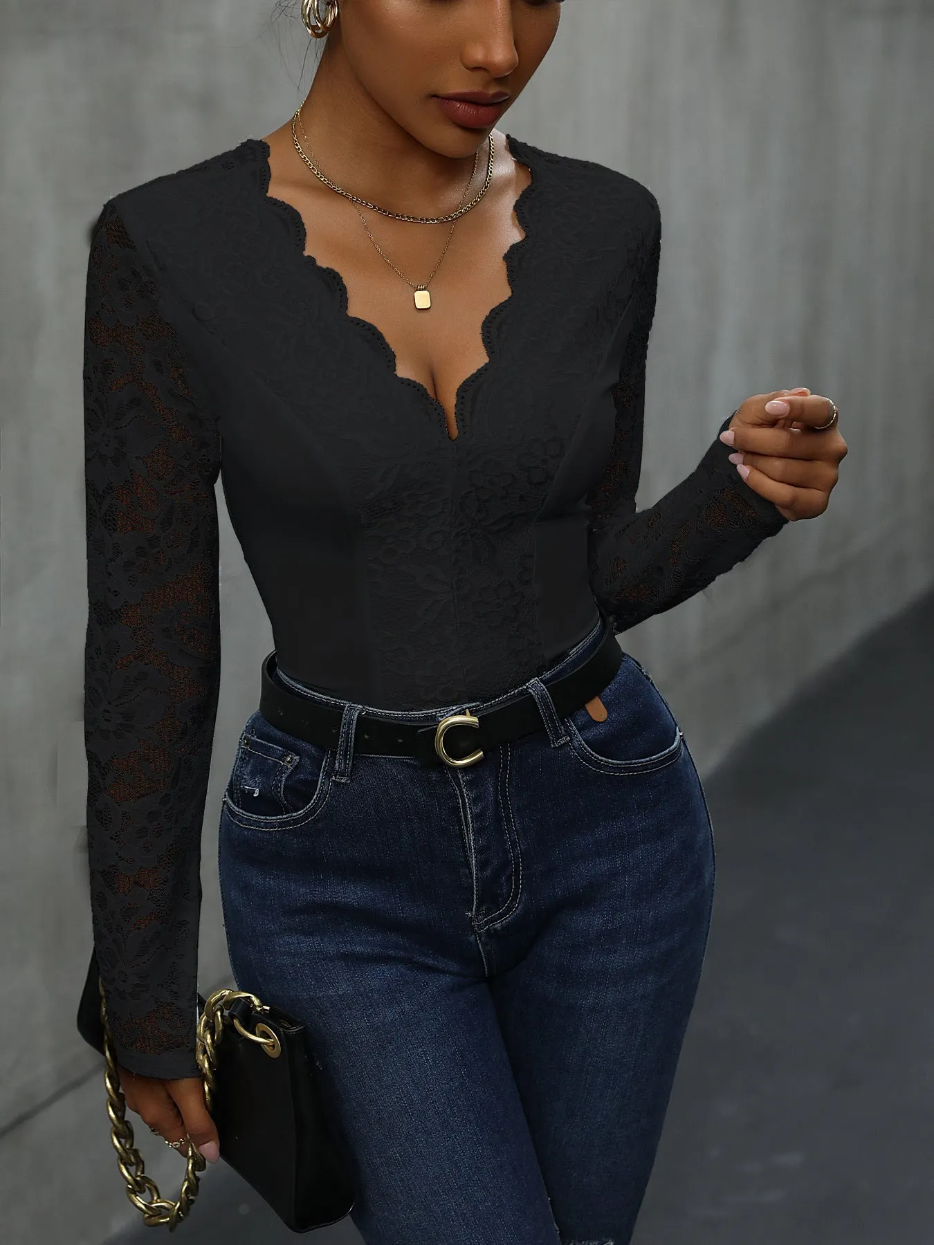 Elegant and Alluring Long-Sleeved V-Neck Lace Jumpsuit for Timeless Sophistication