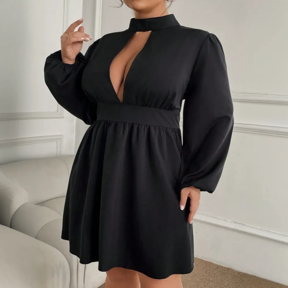 Elegant Keyhole Half-High Collar Short Dress with Flowing Silhouette