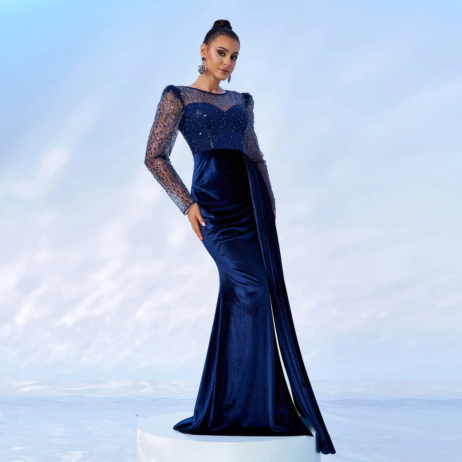 Elegant Long Sleeve Round Neck Mesh Sequin Fishtail Evening Gown for Glamorous Occasions
