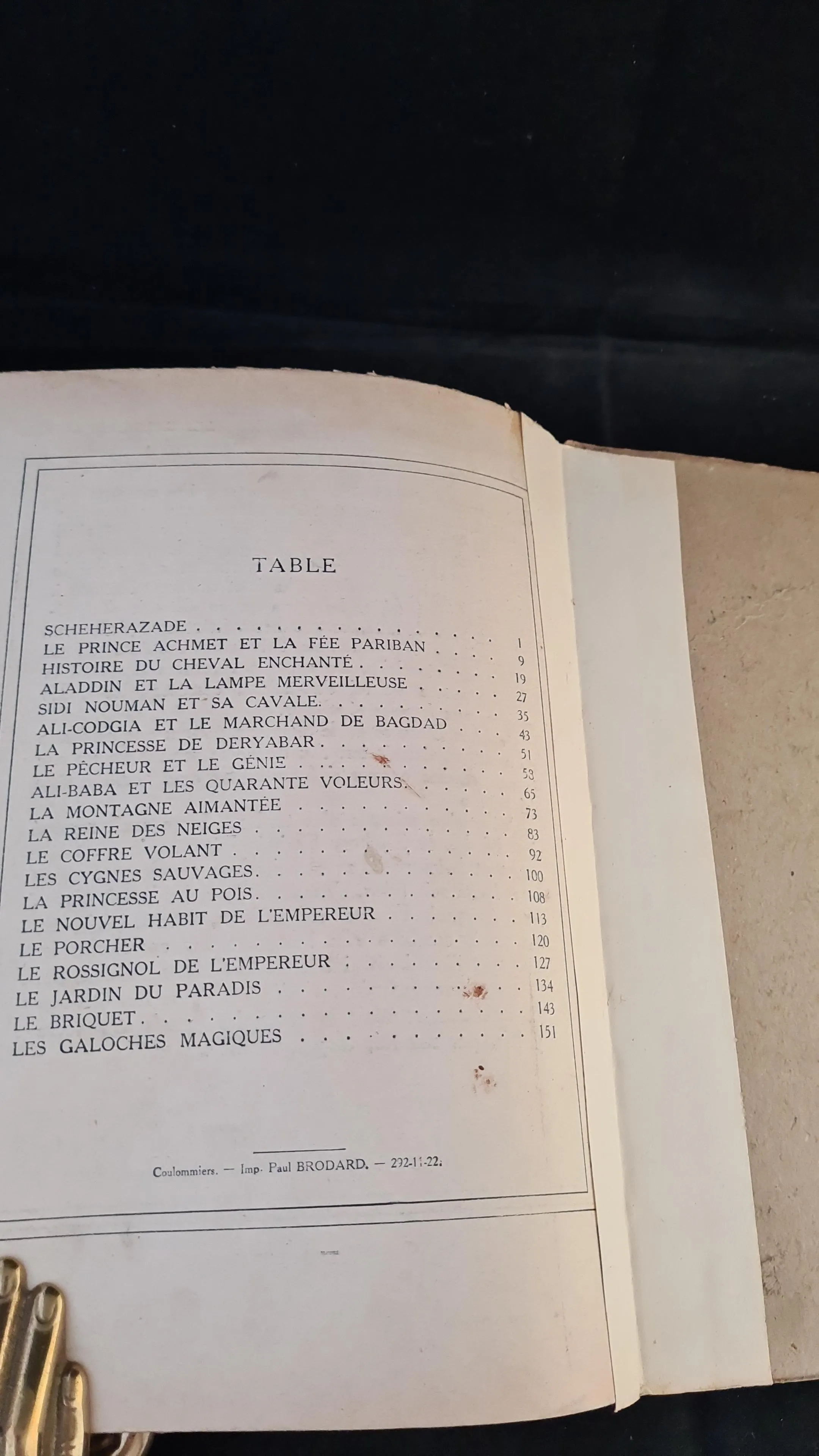 Ernest Granger - Tales of the Mist and of the Sun, Hachette Bookstore, 1922, French Copy