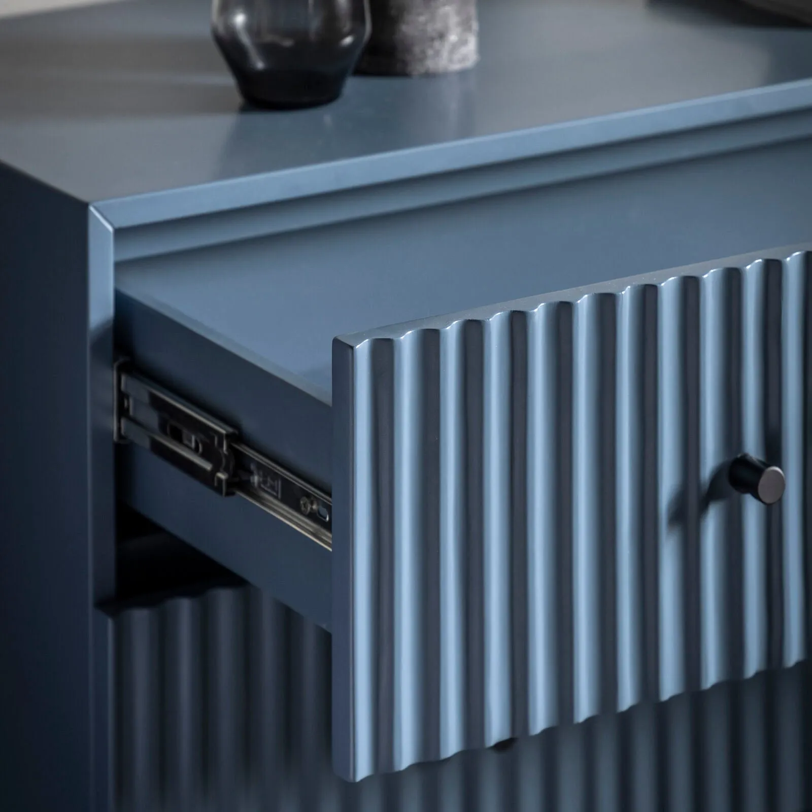 FLUTE Blue Chest of Drawers