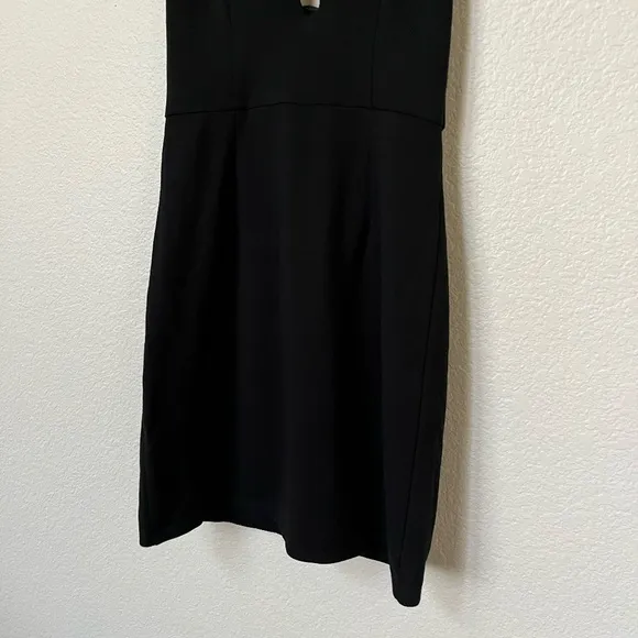 H:OURS x REVOLVE | Date Night Deep-V Cynlee Mini Dress in Black Noir | Size S