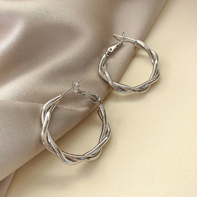 INSTOCK- 925 silver needle Hong Kong style retro metal earrings