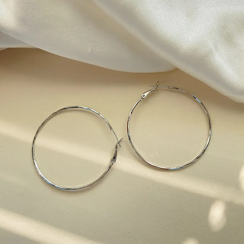 INSTOCK- 925 silver needle Hong Kong style retro metal earrings