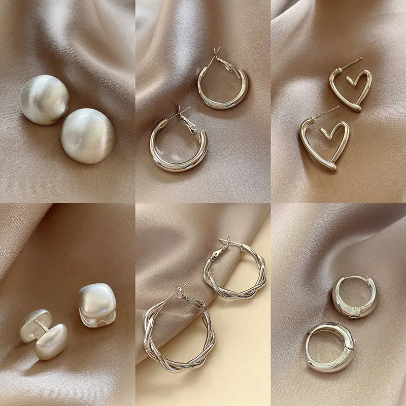 INSTOCK- 925 silver needle Hong Kong style retro metal earrings