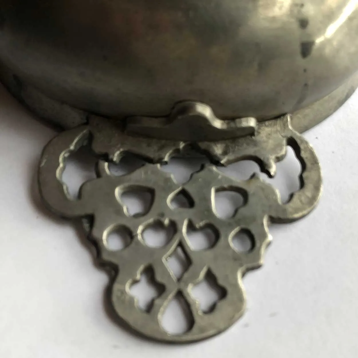Large American Pewter Porringer One-Handle Bowl