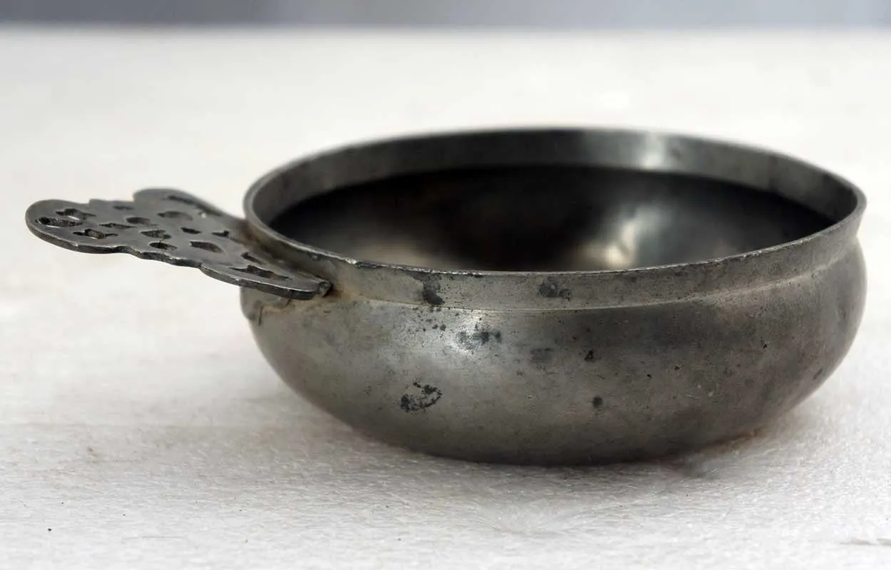 Large American Pewter Porringer One-Handle Bowl