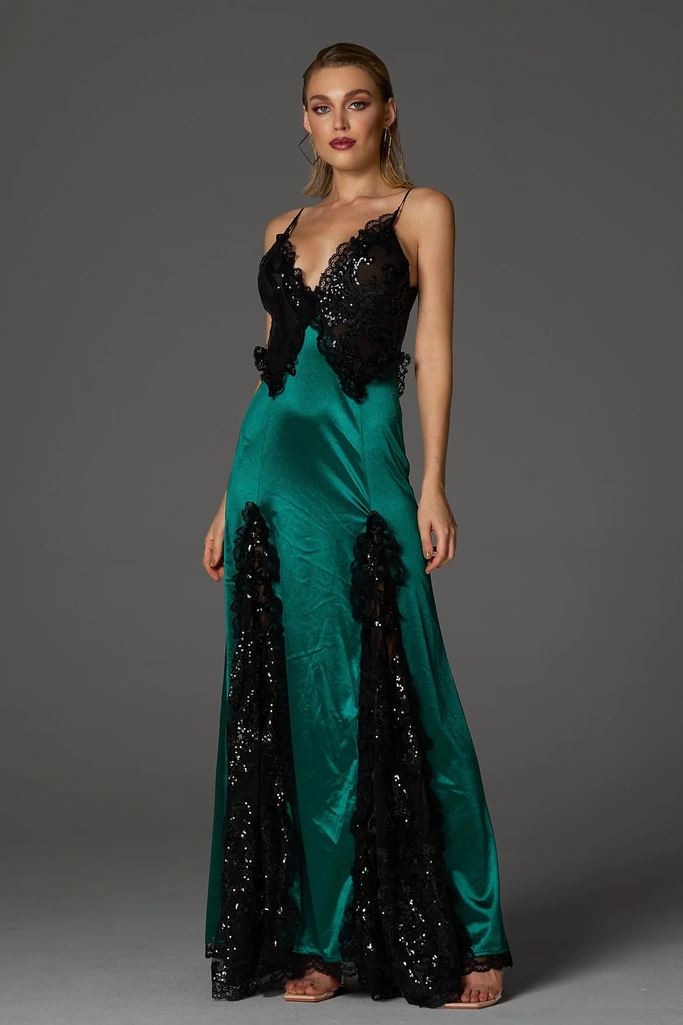 Leyla Backless Elegance Maxi Dress