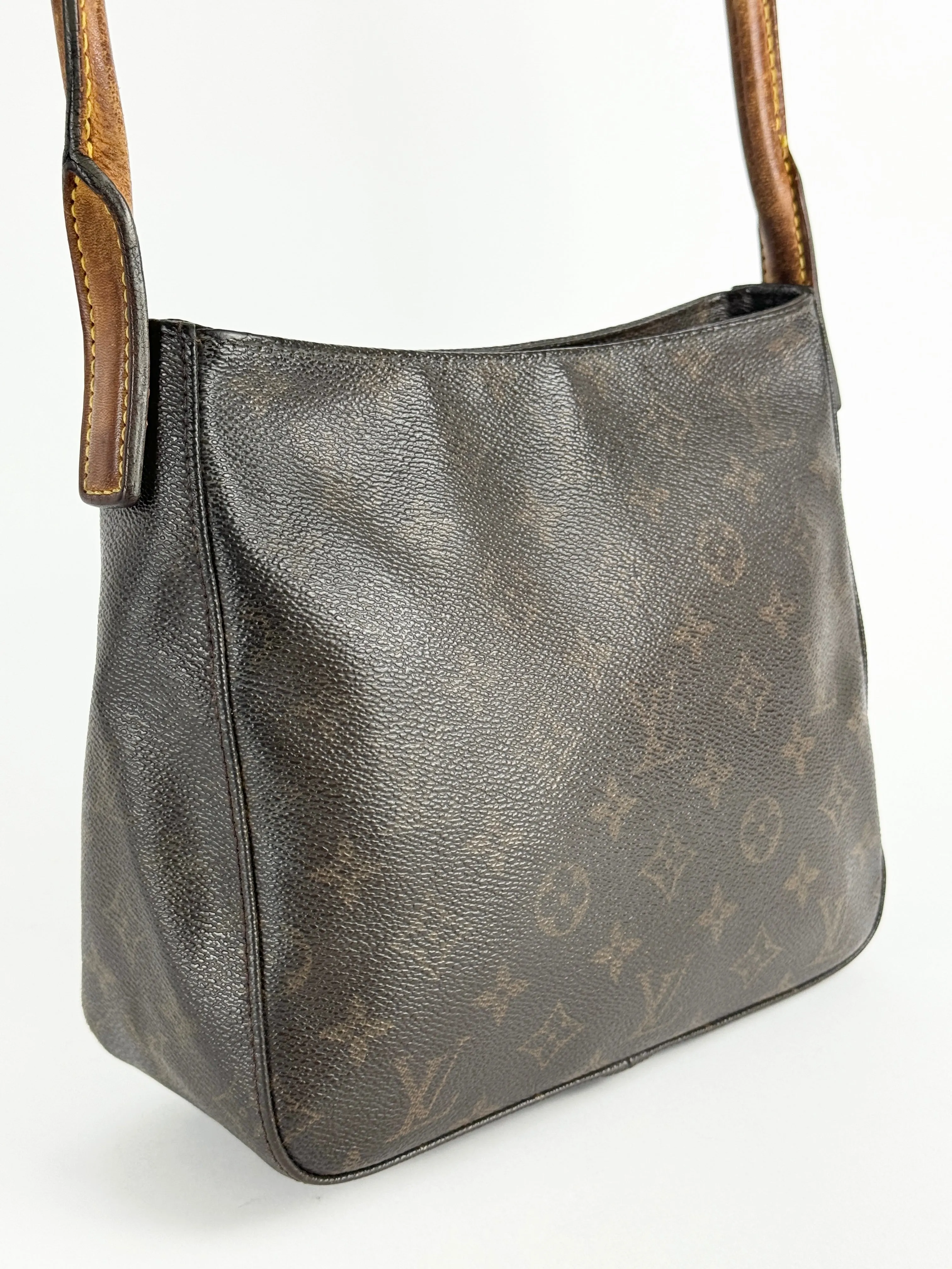 Louis Vuitton Looping MM Shoulder Bag