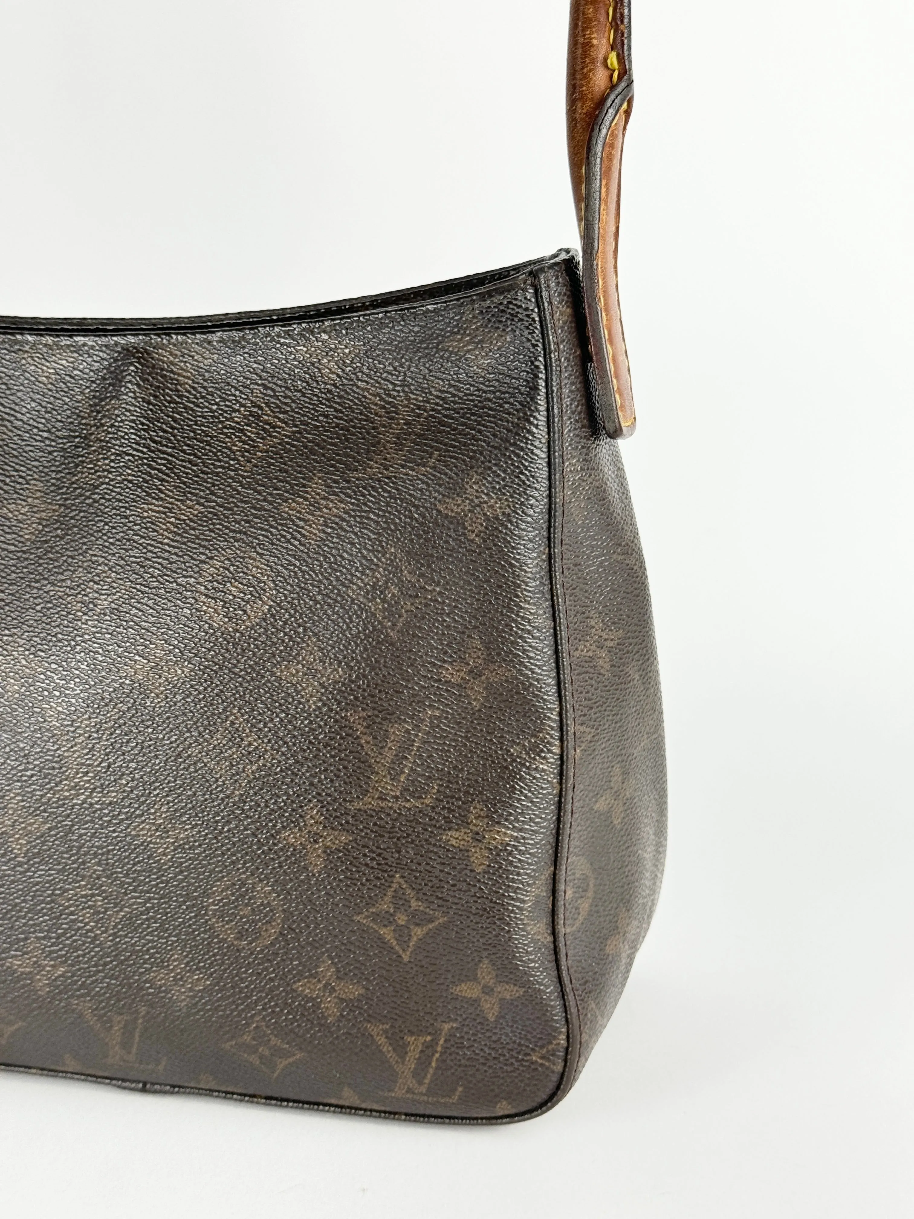 Louis Vuitton Looping MM Shoulder Bag