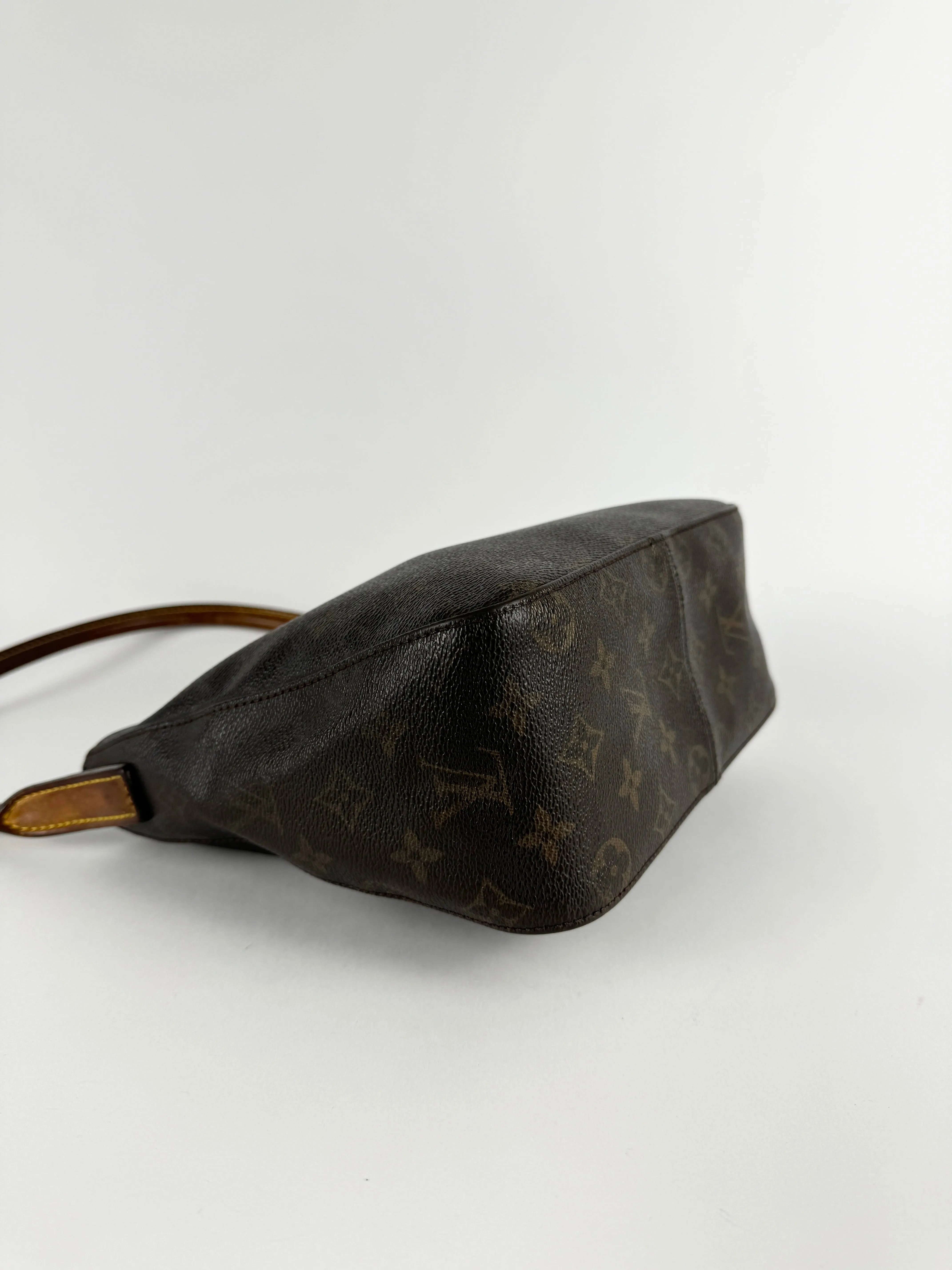 Louis Vuitton Looping MM Shoulder Bag