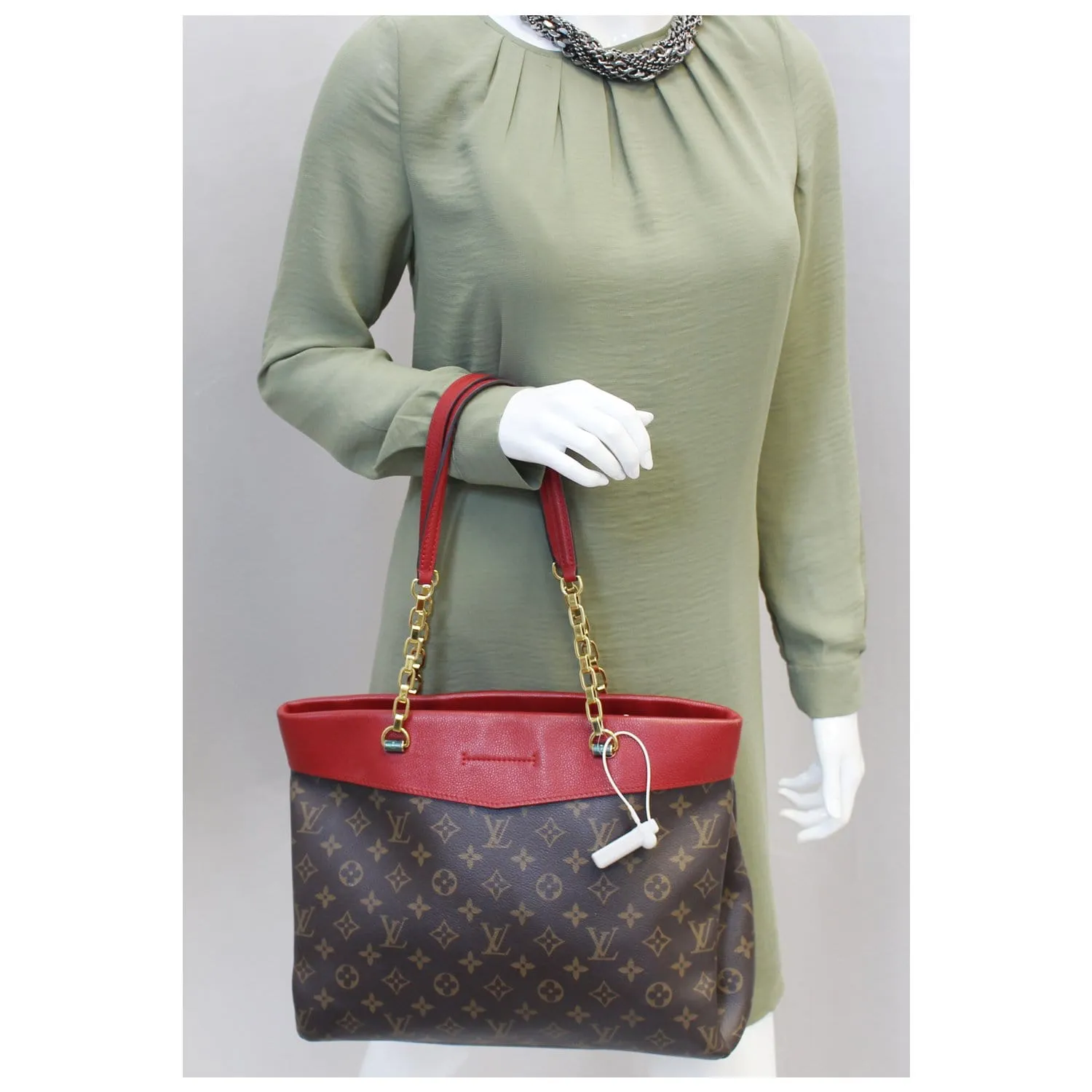 LOUIS VUITTON Pallas Chain Shopper Bag Monogram Canvas Cherry - 15% OFF