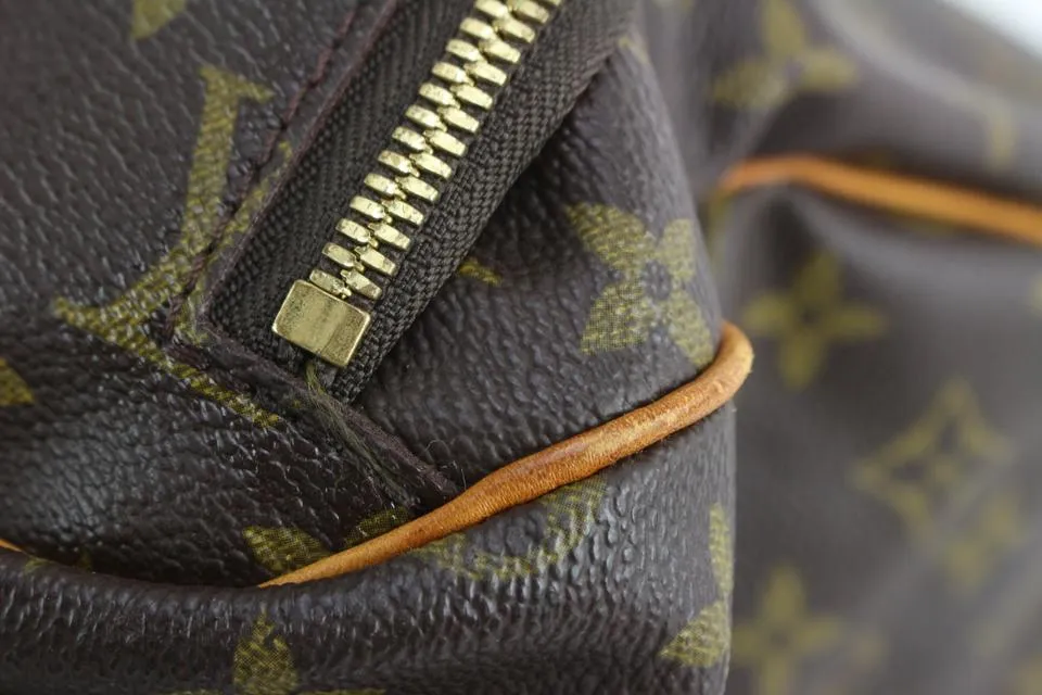 Louis Vuitton Rare Small Size Monogram Sac Evasion Sports Bag 1222lv25
