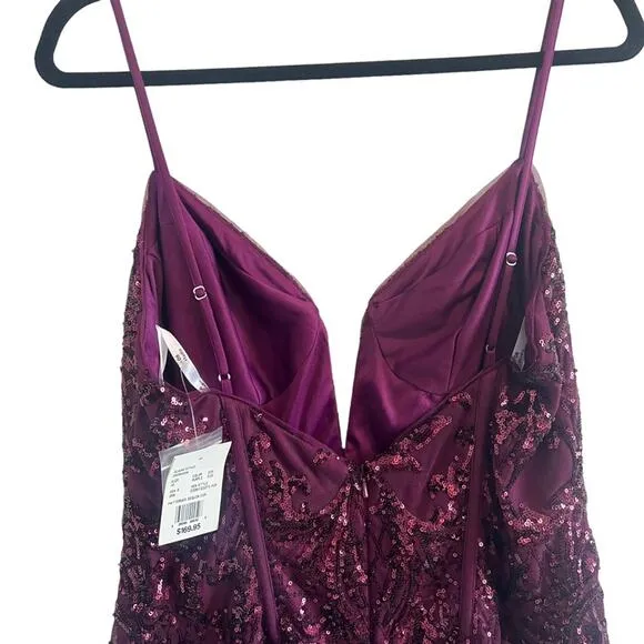 NWT DB Studio SZ 14 MSRP $169 Short Allover Sequin Illusion Plunge Dress