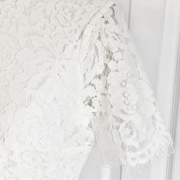 NWT Lulus White Lace Short Sleeve Sheath Devotion Dress S