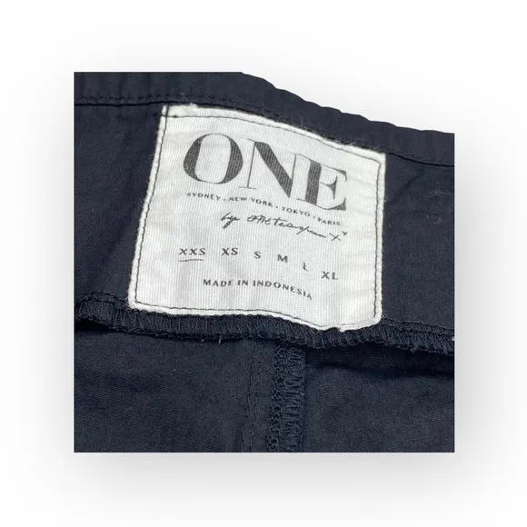 One Teaspoon ✌︎︎ High Waist Exposed Zip Front Lightweight Shorts ✌︎︎ Black XXS
