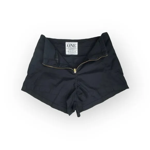 One Teaspoon ✌︎︎ High Waist Exposed Zip Front Lightweight Shorts ✌︎︎ Black XXS