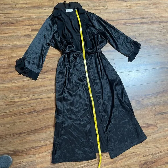 Oscar de la Renta Black Ruffle Satin Robe Fits S-M