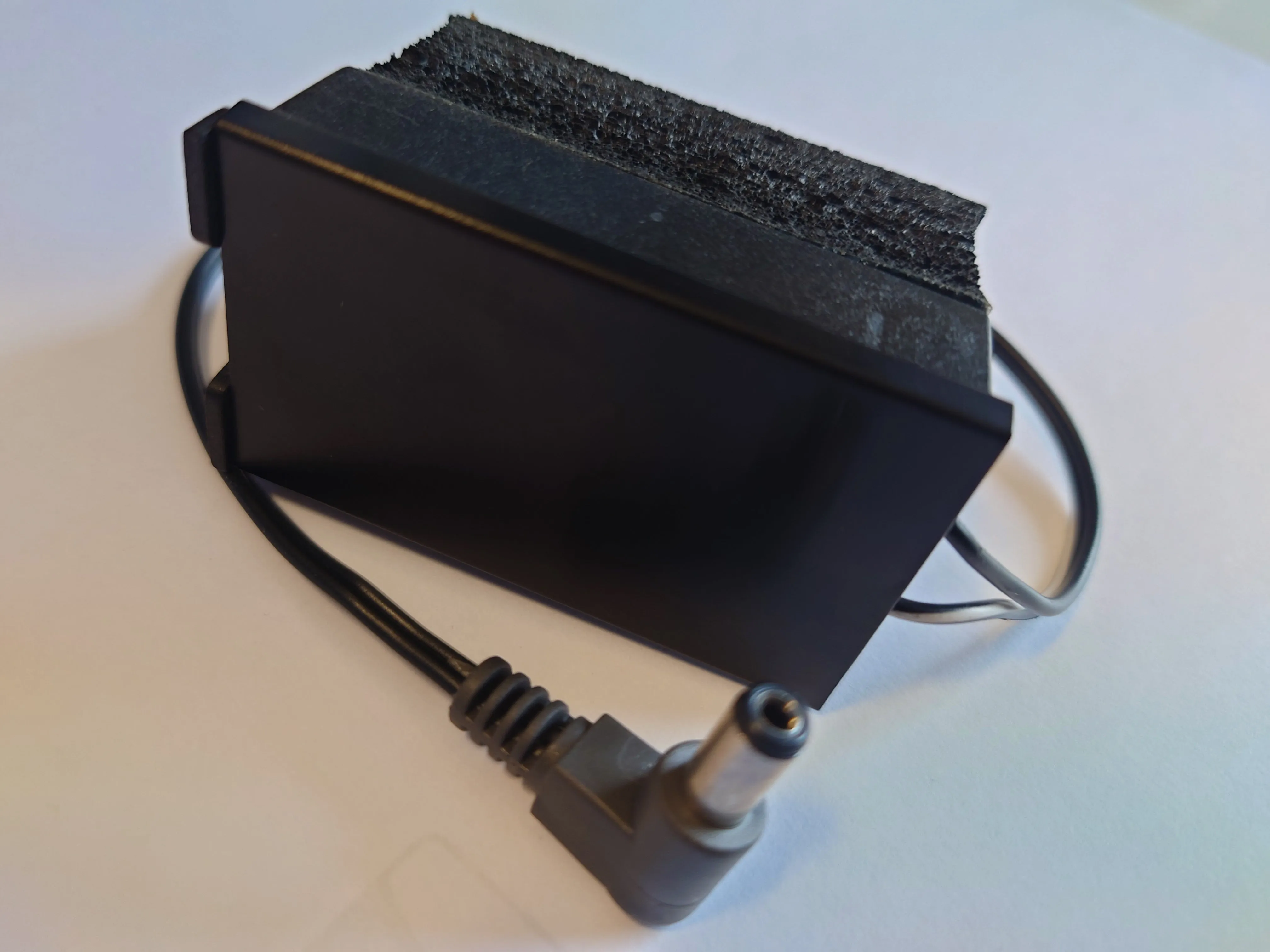 Ovation Battery Compartment