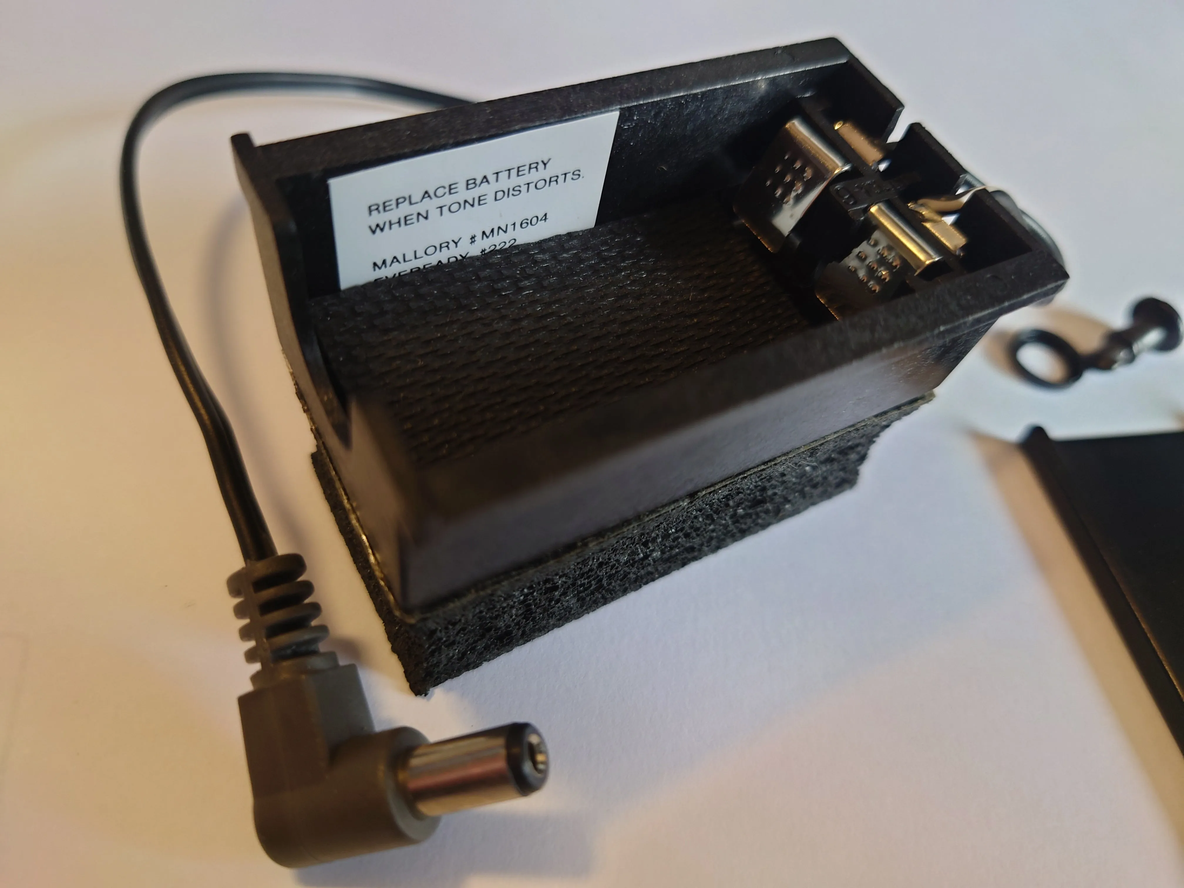 Ovation Battery Compartment