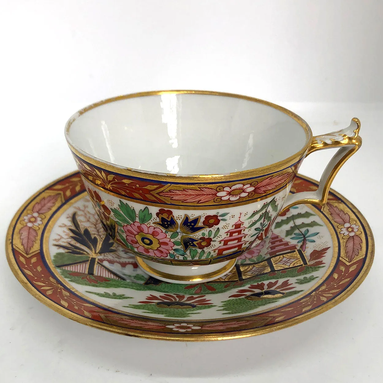 Set of 22 English Worcester Flight, Barr and Barr Porcelain Fence and Pagoda Cups and Saucers