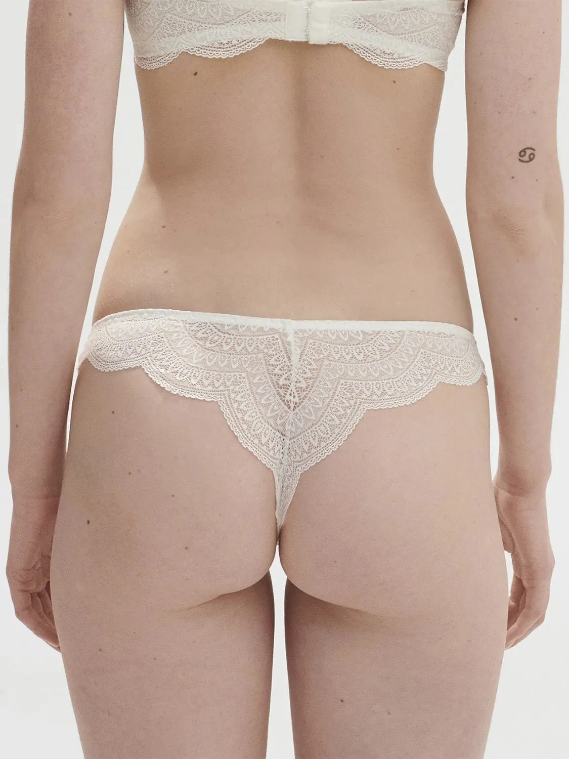Simone Perele Karma Tanga
