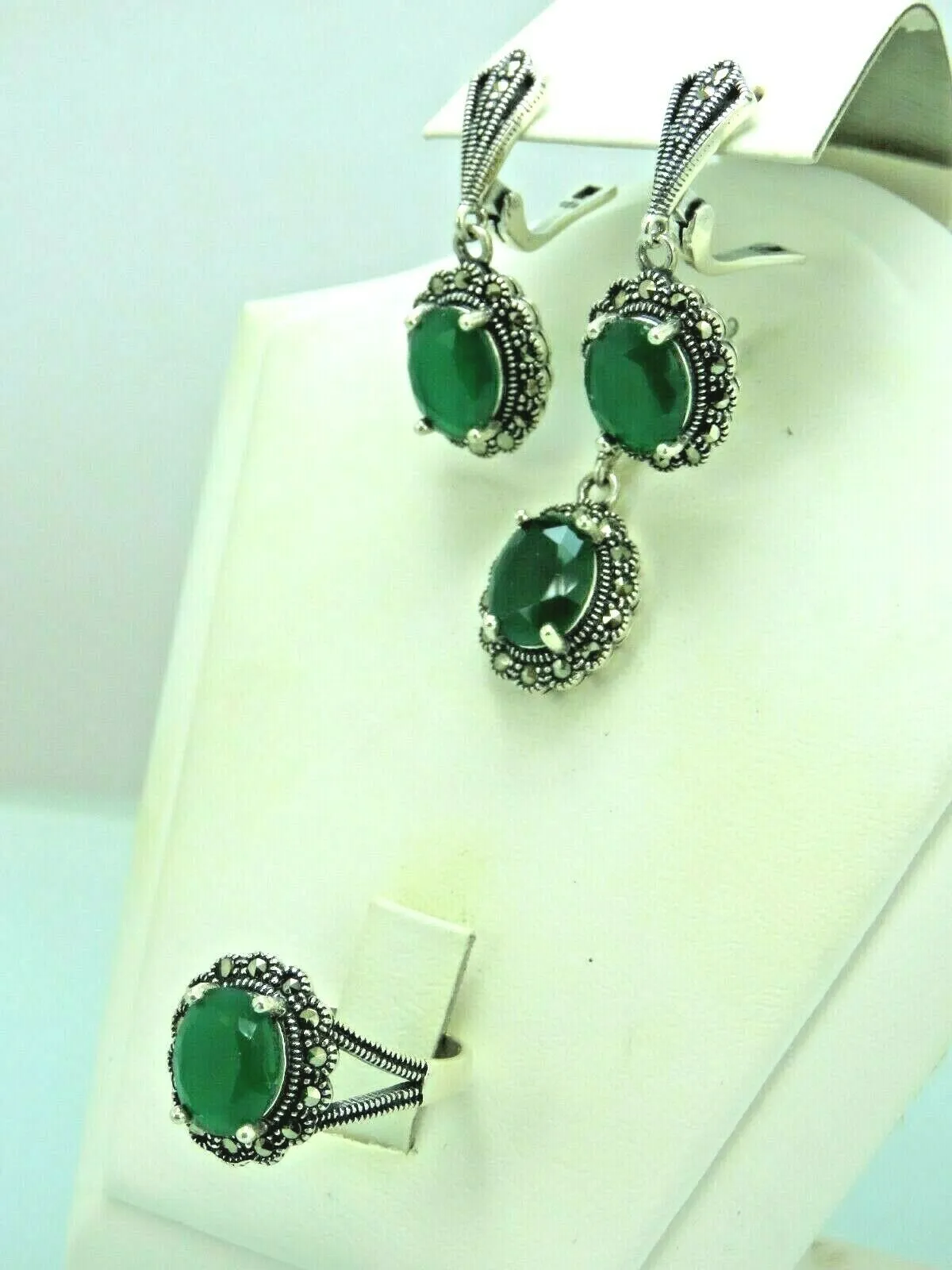 Turkish Handmade Jewelry 925 Sterling Silver Emerald Stone Women's Earrings, Pendant & Ring Jewelry Set