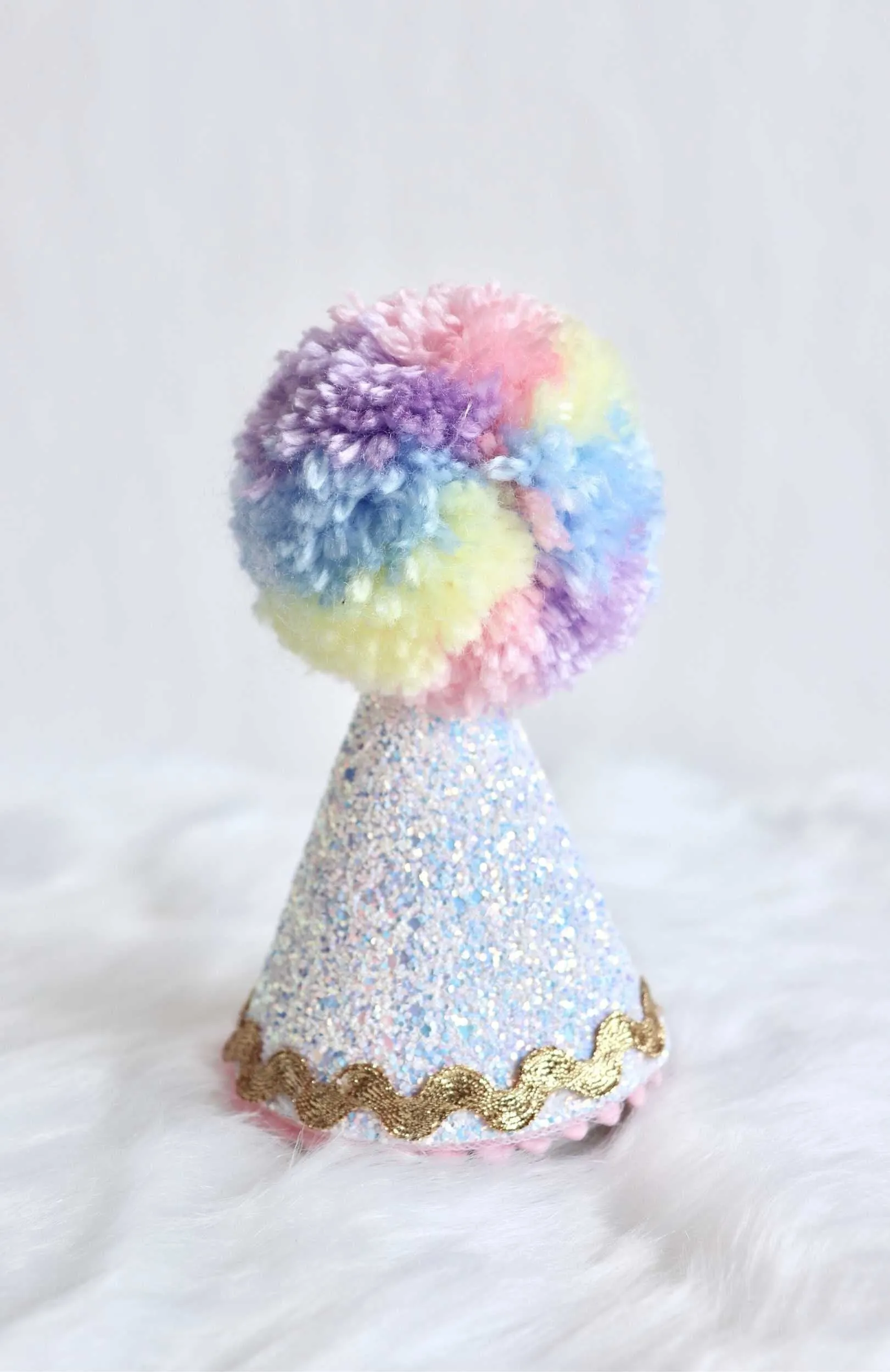Unicorn Birthday Hat - White - Plain