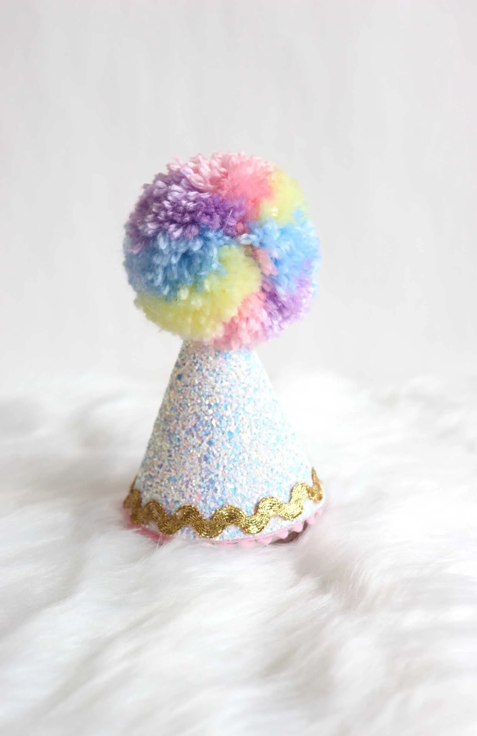 Unicorn Birthday Hat - White - Plain
