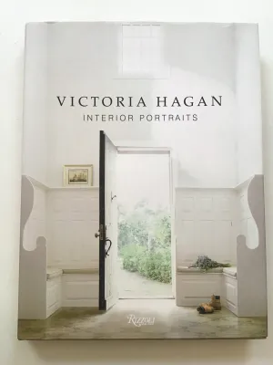 Victoria Hagan : Interior Portraits